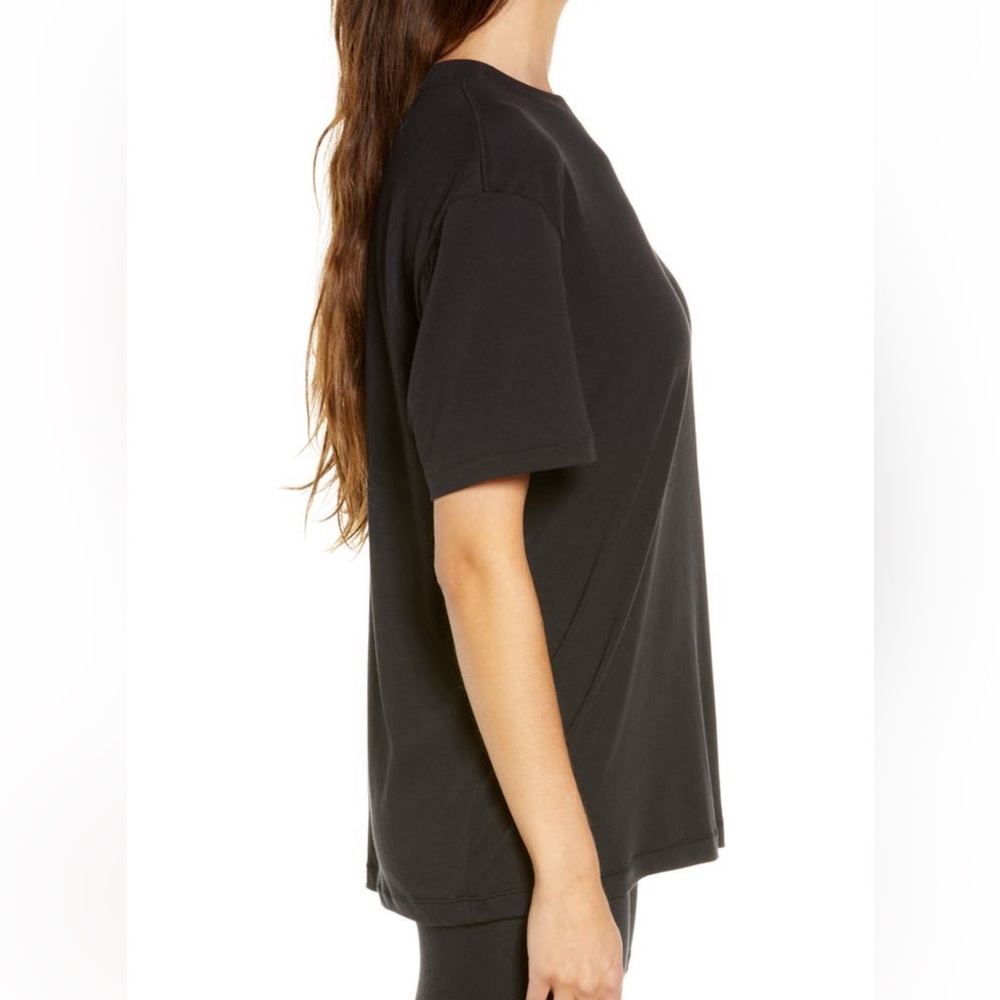 Skims Boyfriend T Shirt - Picture 4 of 9